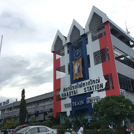 The Train Hotel Hatyai-3